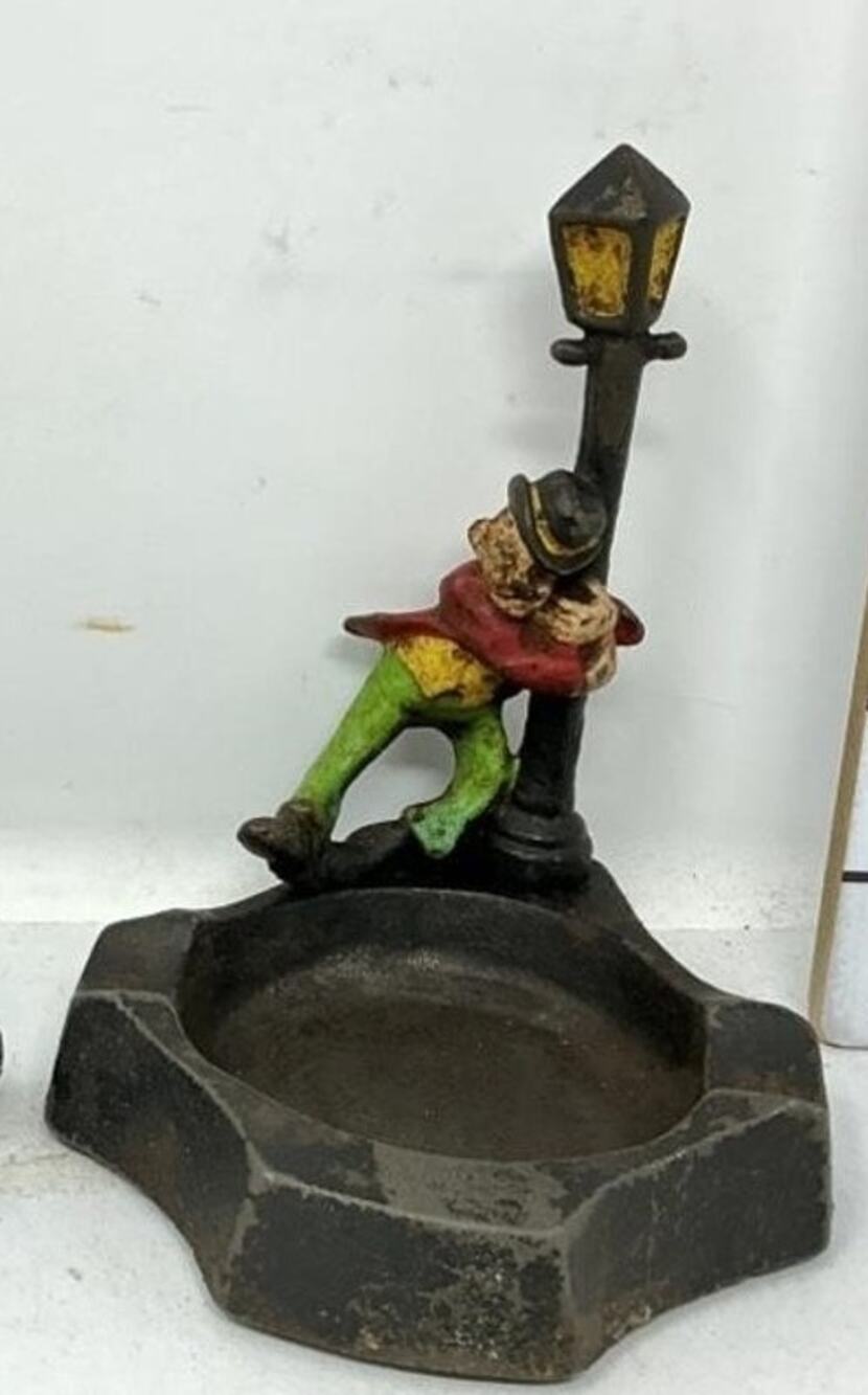 Vintage 1930s Cast Iron Figural Ashtray Drunk Man Leaning on Street Lamp